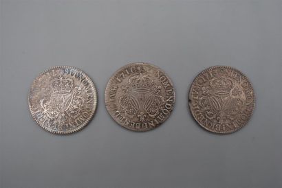 null LOUIS XIV 1643-1715
LOT de 3 ECUS aux 3 COURONNES 1710 H (repeigné) , 1711A...