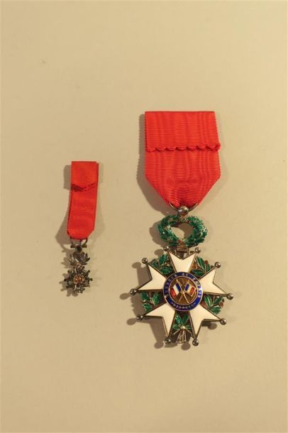 null FRANCE. ORDRE de la LEGION HONNEUR, croix de chevalier 3°République dont une...