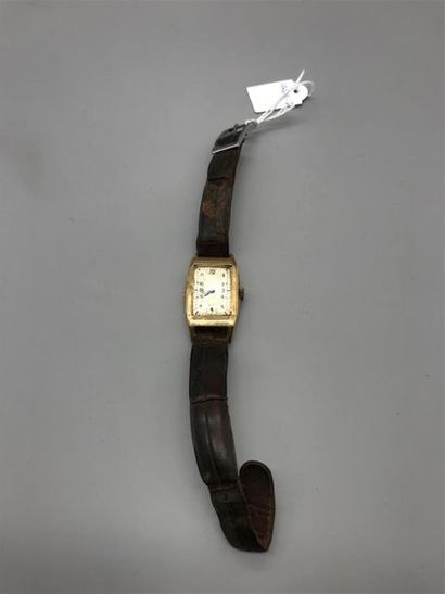 null Montre d'homme boitier or, accidents. Poids brut : 22 gr.