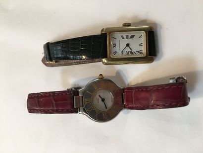 null Lot de deux montre de femme
Must de Cartier (boitier métal)
Diamantissimo (boitier...