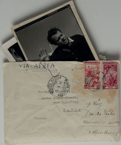 Orson Welles Envoi à Trauner, photographies du tournage d'Othello.
Enveloppe envoyée...