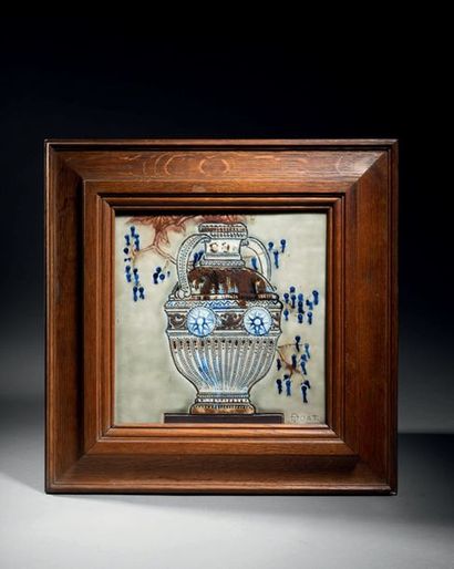 Taxile - Maximin Taxile DOAT (1851-1938) 
Amphore
Plaque carrée en porcelaine à décor...