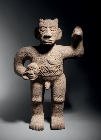 null GUERRIER HOLDING A HEAD TROPHY Costa Rican Atlantic Slope
End of Period V, 800-1500...