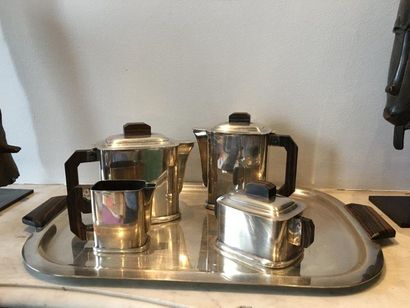 ERCUIS Service 4 pièces comprenant
Théière
Cafetière
Sucrier
Pot à lait
Plateau en...