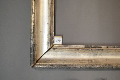 null CADRE en bois mouluré et argenté
XIXe siècle
86,7 x 113,8 cm - Profil: 7 cm...