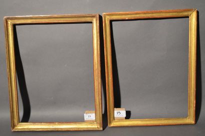 null TROIS BAGUETTES en bois mouluré et doré
Fin du XVIIIe siècle
25 x 32,1 cm et...