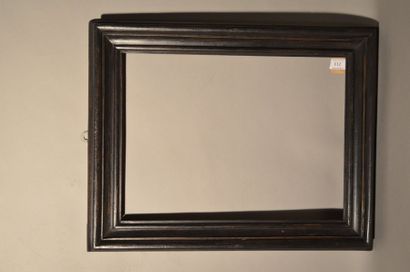 null SALVATOR ROSA FRAME in moulded and blackened
wood Italy, 18th century
34,4 x...