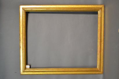 null RVERSE PROFILE FRAME in moulded oak and gilded
Italy, 17th century
64,5 x 81...