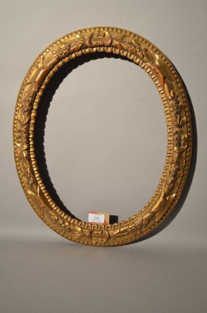 null OVAL FRAME in carved and gilded wood called Canaletto
Venice, 18th century
31,2...