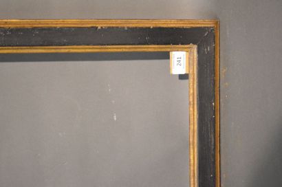 null CADRE PLAT en bois mouluré noir et or
Italie, fin du XVIIIe siècle
59,6 x 71,5...