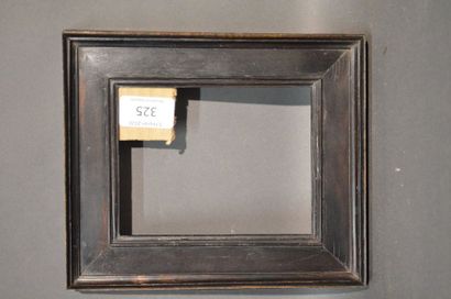 null CASSETTA FRAME in moulded ebony veneered on a
Dutch wood core, 17th century
(small...