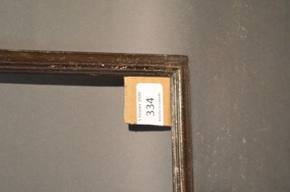 null PAIRE DE BAGUETTES en bois mouluré et noirci
Hollande, XVIIIe siècle
23,3 x...