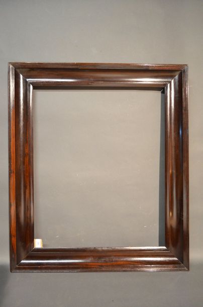 null FRAME in molded rosewood veneered on a
Dutch fir core, 17th century
56,5 x 69...