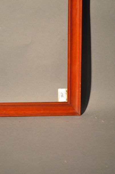 null CADRE en bois mouluré et teinté
Circa 1900
44 x 54,5 cm - Profil: 4,1 cm (1...