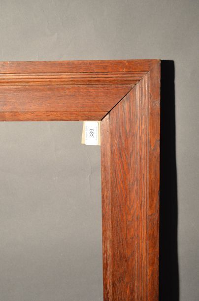 null Moulded and stained
oak FRAME Early 20th century
61 x 83 cm - Profile: 9,5 ...