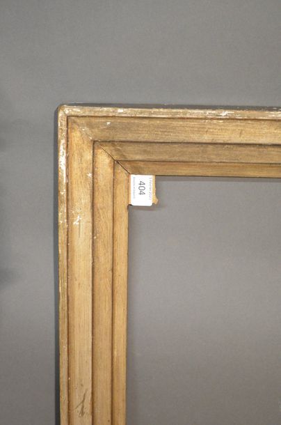 null STAIR PROFILE FRAME in moulded wood and silver
plated Circa 1930 (accidents)...
