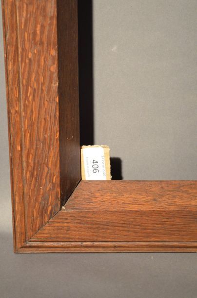 null Moulded oak frame
Circa 1930 27,2 x 30 cm - Profile: 7 cm