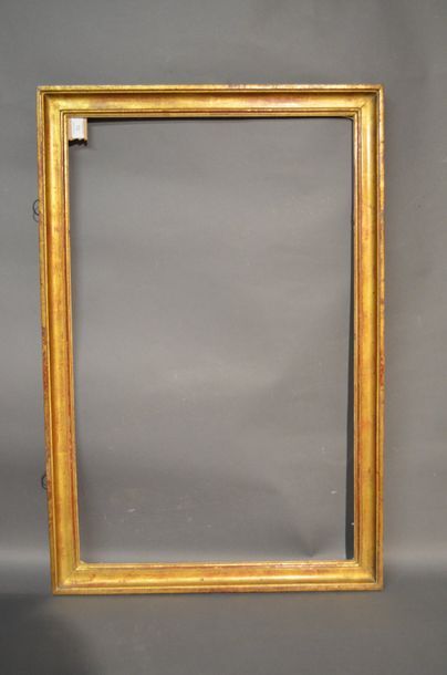 null Moulded and gilded
oak GORGE Louis XVI period 51,9 x 82,7 cm - Profile: 4,8...