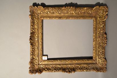 null FRAME in carved and gilded oak with Bérain
decoration Louis XIV period (restorations)
31...