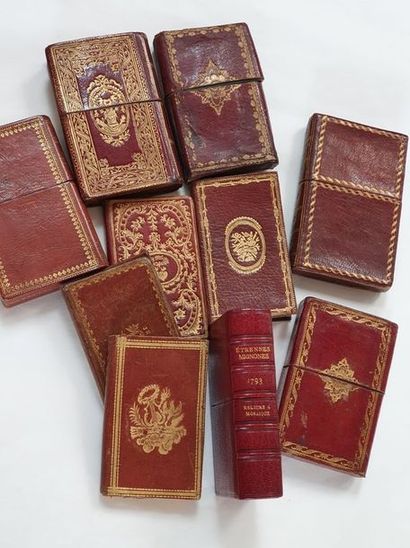 null 18th CENTURY ALMANACHS. Set of 2 almanacs engraved in-12, red morocco decorated...