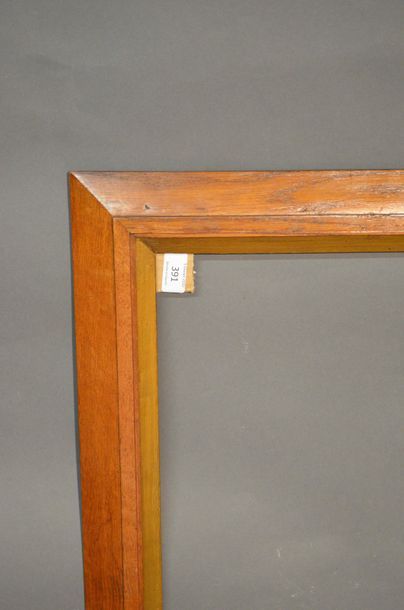 null Sloping frame with upside-down profile in moulded oak and gilded at sight
Early...