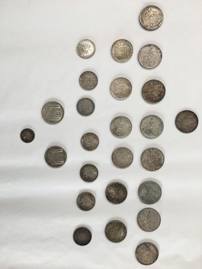 Lot de pièces en argent: 8 pièces de 5fr...