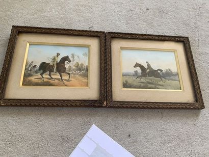 École Française du XIXe siècle 
Cavaliers
Deux aquarelles
Signées indistinctement...