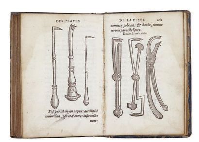 PARÉ (Ambroise) Healing method of the plays and fractures of the Teste humaine with...