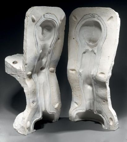 Anton PRINNER (1902-1983) 
Standing woman with joined hands
Plaster mould 
Height...