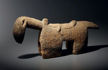 null HORSE DOGON, MALI
Wood with crusted
patina H. 19,5 cm - L. 41 cm
Rare zoomorphic...