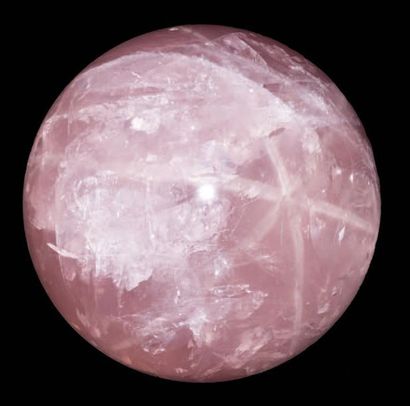 null Important quartz rose étoilé
Madagascar, Afrique
D. 20 cm
Cette sphère de quartz...