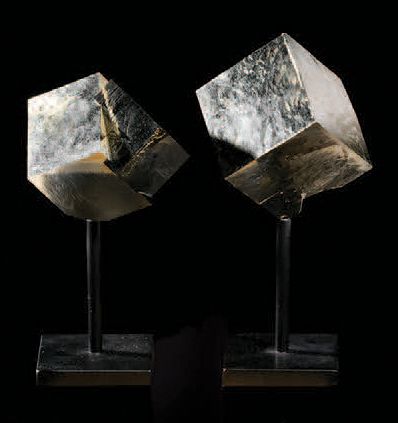 null Paire de pyrites cubiques
Espagne
H. 12 cm
Pair of cubic pyrites
Spain
H. 4.7...