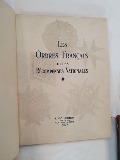 [BOURDIER, L.] 
Les Ordres français et les Récompenses nationales
Paris, L. Bourdier...