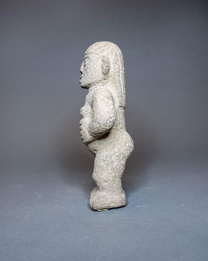 null WOMAN STANDING

Atlantic slope of Costa Rica

1000-1500 A.D.

H. 24.5 cm - W....