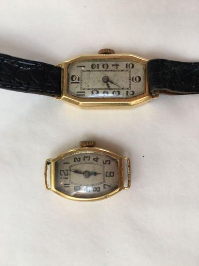 null Quatre montres de dame en or jaune 18 k.

P. Brut : 36 g.