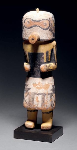 null Katsina Sipikine
Kachina du Guerrier Zuni
Hopi, Arizona
1920s
H. 23,5 cm
Sipikine...