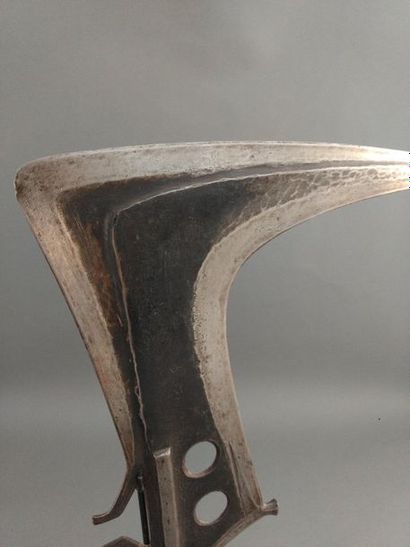null Serpe Mangbetu, DRC

Presumed date: late 19th - early 20th century

Metal and...