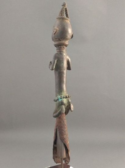 null Statuette Yoruba, Nigeria

Presumed date: late 19th - early 20th century

Bronze









H....