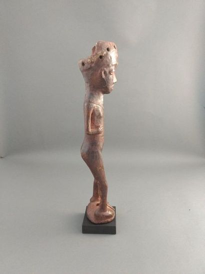 null Statue Pende, RDC

Epoque présumée : début XXe siècle

Bois

H. 35 cm 



Provenance...