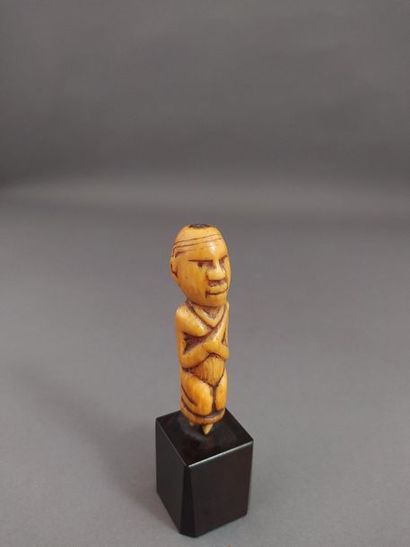 null Statuette, Congo, DRC

Presumed date: late 19th - early 20th century

Ivory

H....