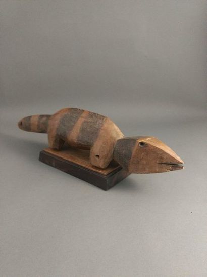 null Zoomorphic figure of pangolin, Lega, DRC

Presumed date: late 19th - early 20th...