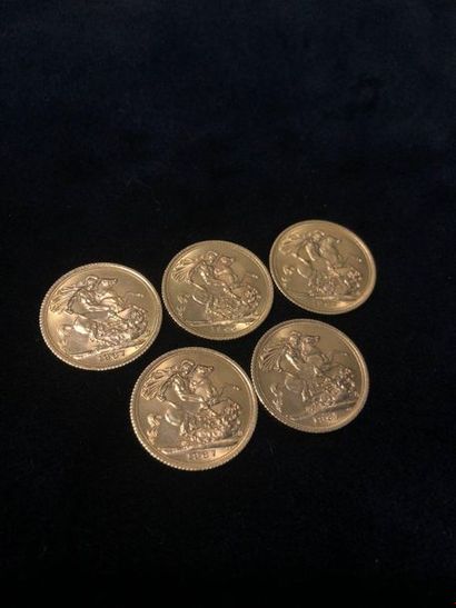 null Lot of 5 coins Sovereign Elizabeth II in gold

1966 ; 1967 (x4)