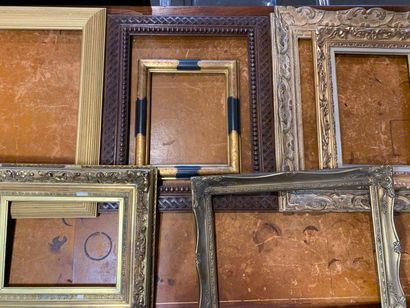 null Set of 7 wooden frames, carved, stitched, gilded, etc... 
 Various dimensions
(As...