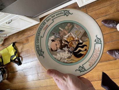 Alphonse VAUVRAY PARIS Contemporaries in their plates
Suite of 9 porcelain plate...