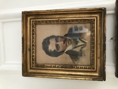 ECOLE FRANCAISE DU XIXème siècle 
Portrait d'homme
Dessin sur papier