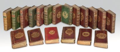 null ALMANACH DE VERSAILLES. 1773-1789. Ensemble 17 volumes petit in-12.
Exceptionnelle...
