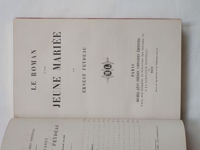FEYDEAU (Ernest). Le Roman d'une jeune mariée. Paris, Michel Lévy frères, 1868. In-12,...