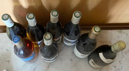 null 
1 Lot de 8 bouteilles VINS FRANCAIS DIVERS a vendre en L'ETAT                                                                                             

1...