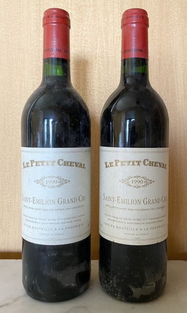 null 
 3 bottles LE PETIT CHEVAL - 2nd wine CHÂTEAU CHEVAL BLANC 1er Gcc (A) Saint...