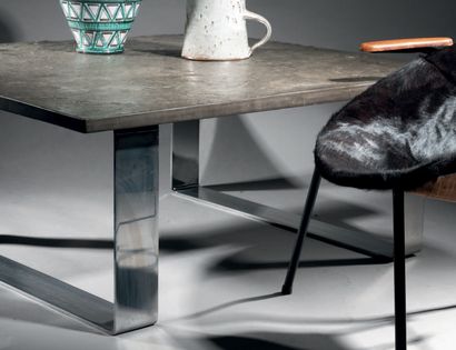 TRAVAIL FRANÇAIS 1970 Coffee table with square fossilized top and double-legged base...